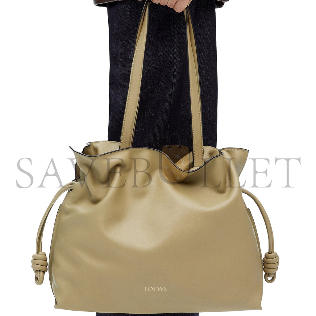 LOEWE LARGE FLAMENCO CLUTCH IN NAPPA CALFSKIN 0011034592 (38*29*14cm)